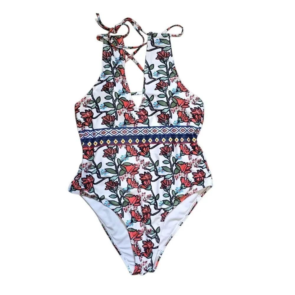 Cupshe Floral Accent Swimsuit